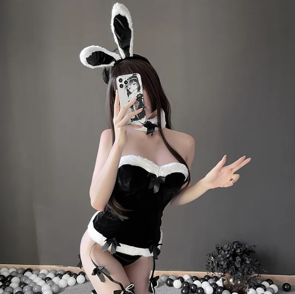 Enchanted Bunny Lace Set™