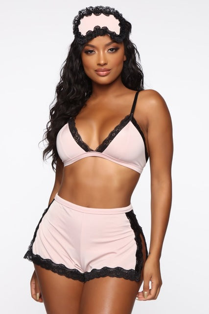 Blush Temptation Lace Lounge Set™